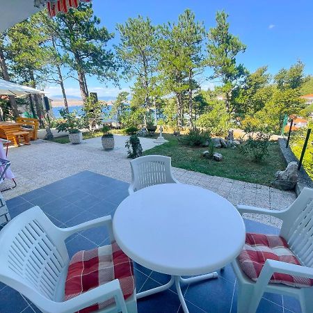 Apartmani Combaj Jadranovo Ngoại thất bức ảnh